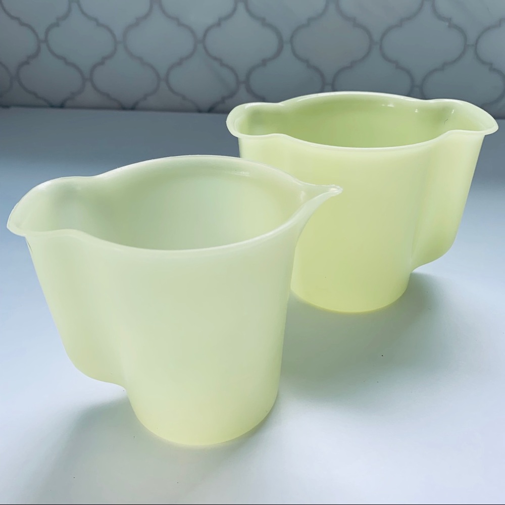 Vintage 1954 Tupperware Sugar & Creamer Set NoLids